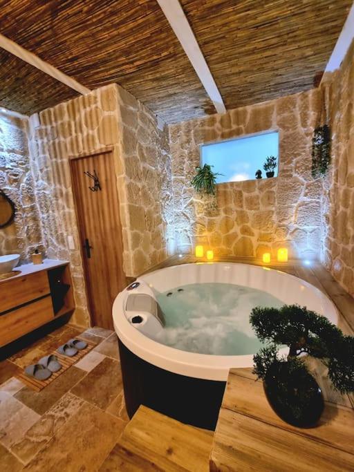 Les Spas De La Mer, Suite & Spa, Love Room, Plein Coeur Du Grau Le Grau-du-Roi Kültér fotó
